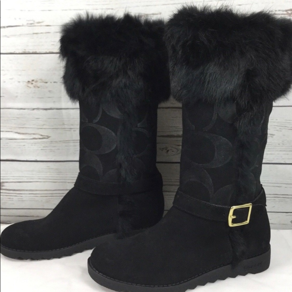 **SOLD** Coach Deeann signature embossed fur boots